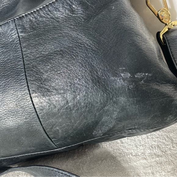 Margot Black Leather Crossbody Bag Purse Shoulder Bag - Picture 6 of 16